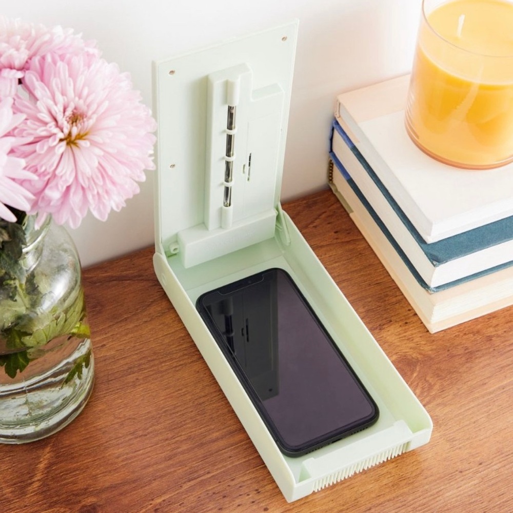 TECH Candy Portable UV Light Sanitation Device